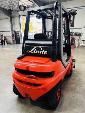 Chariot élévateur d'occasion LINDE H 25 D-03 original 2126h DIESEL VIERRADFRONTSTAPLER (13073428)