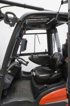 Chariot élévateur d'occasion LINDE H 25 T 1202 GAS VIERRADFRONTSTAPLER (13072280)