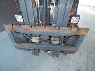 Chariot élévateur d'occasion LINDE H 30 D -02 DIESEL VIERRADFRONTSTAPLER (13076077)