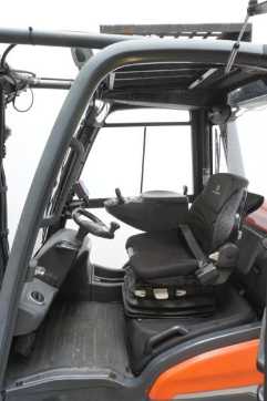 Chariot élévateur d'occasion LINDE H 35 T 1202 GAS VIERRADFRONTSTAPLER (13059941)