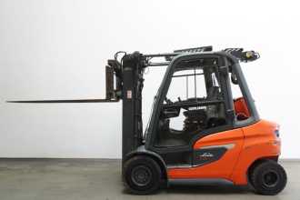 Chariot élévateur d'occasion LINDE H 35 T 1202 GAS VIERRADFRONTSTAPLER (13059941)