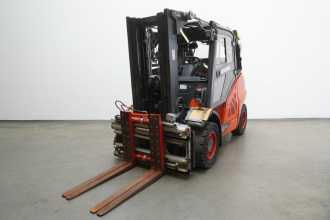 Chariot élévateur d'occasion LINDE H 45 T EVO 394-02 GAS VIERRADFRONTSTAPLER (13042068) backdrop