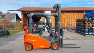 Chariot élévateur d'occasion LINDE H16 T GAS VIERRADFRONTSTAPLER (12765613)