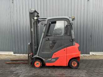 Chariot élévateur d'occasion LINDE H16D-01 DIESEL VIERRADFRONTSTAPLER (13044616)