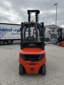Chariot élévateur d'occasion LINDE H20D-01 DIESEL VIERRADFRONTSTAPLER (13043290)