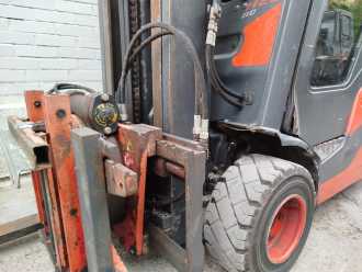 Chariot élévateur d'occasion LINDE H20D-02 DIESEL VIERRADFRONTSTAPLER (13067324)