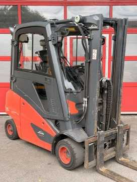 Chariot élévateur d'occasion LINDE H20D-02 DIESEL VIERRADFRONTSTAPLER (13070711)