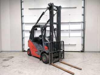 Chariot élévateur d'occasion LINDE H25D-02 DIESEL VIERRADFRONTSTAPLER (12898059)