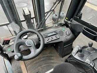 Chariot élévateur d'occasion LINDE H25D/600 DIESEL VIERRADFRONTSTAPLER (13047758)