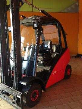 Chariot élévateur d'occasion LINDE H25D DIESEL VIERRADFRONTSTAPLER (5630289)