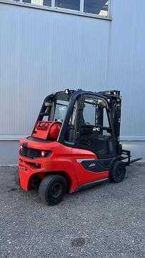 Chariot élévateur d'occasion LINDE H25T GAS VIERRADFRONTSTAPLER (13026578)