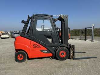 Chariot élévateur d'occasion LINDE H30D-02 DIESEL VIERRADFRONTSTAPLER (12860166)