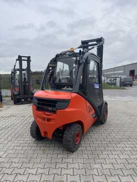 Chariot élévateur d'occasion LINDE H30D-02 DIESEL VIERRADFRONTSTAPLER (12927137)
