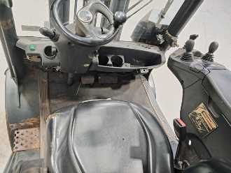 Chariot élévateur d'occasion LINDE H30D-02 DIESEL VIERRADFRONTSTAPLER (13050305)