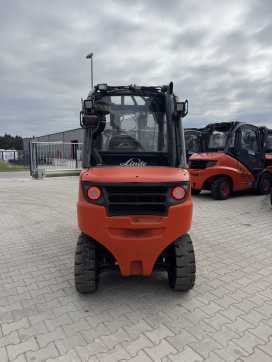 Chariot élévateur d'occasion LINDE H30D-02 DIESEL VIERRADFRONTSTAPLER (13070719)