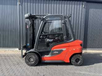 Chariot élévateur d'occasion LINDE H35D-01 DIESEL VIERRADFRONTSTAPLER (13060522)