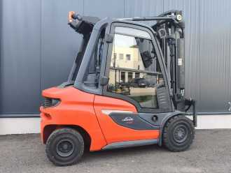 Chariot élévateur d'occasion LINDE H35D-01 DIESEL VIERRADFRONTSTAPLER (13071727)