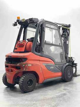Chariot élévateur d'occasion LINDE H35T-01-1202 GAS VIERRADFRONTSTAPLER (13058982)