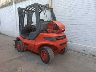Chariot élévateur d'occasion LINDE H35T-04 GAS VIERRADFRONTSTAPLER (13043120)