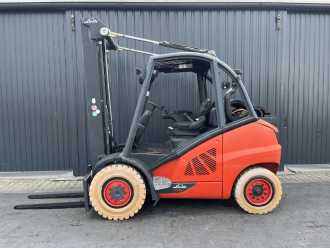 Chariot élévateur d'occasion LINDE H45T-01 GAS VIERRADFRONTSTAPLER (12762515)