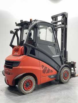 Chariot élévateur d'occasion LINDE H45T-02-394 GETR GAS VIERRADFRONTSTAPLER (13058640)
