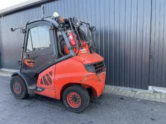 Chariot élévateur d'occasion LINDE H45T-02 GAS VIERRADFRONTSTAPLER (13072652)
