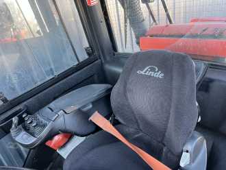 Chariot élévateur d'occasion LINDE H45T-02 GAS VIERRADFRONTSTAPLER (13075961)