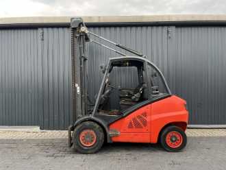 Chariot élévateur d'occasion LINDE H50D-01 DIESEL VIERRADFRONTSTAPLER (13065122)