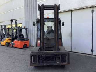 Chariot élévateur d'occasion LINDE H50D DIESEL VIERRADFRONTSTAPLER (13064992)