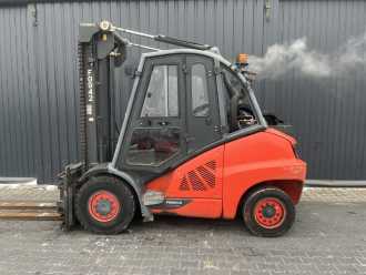 Chariot élévateur d'occasion LINDE H50T-02/600 GAS VIERRADFRONTSTAPLER (13024300)