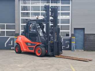Chariot élévateur d'occasion LINDE H80T/03-900 GAS VIERRADFRONTSTAPLER (12951084)