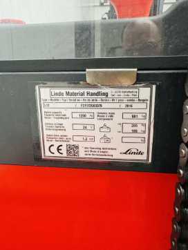 Chariot élévateur d'occasion LINDE L 12 kurze Gabel 1000mm ELEKTRO HOCHHUBWAGENDEICHSEL (12966503)