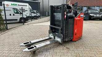 Chariot élévateur d'occasion LINDE L 12L SP ELEKTRO HOCHHUBWAGENFAHRERSTAND (13068006)