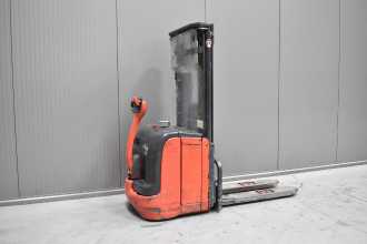 Chariot élévateur d'occasion LINDE L 14 /59053/ ELEKTRO HOCHHUBKOMMISSIONIERER (13071844)