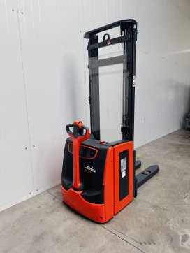 Chariot élévateur d'occasion LINDE L 14 i Batterie Bj.23 ELEKTRO HOCHHUBWAGENDEICHSEL (13076276)