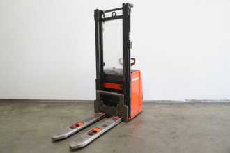 Chariot élévateur d'occasion LINDE L 16 1173 ELEKTRO HOCHHUBWAGENDEICHSEL (13068649)
