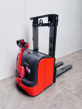 Chariot élévateur d'occasion LINDE L 16 i ELEKTRO HOCHHUBWAGENDEICHSEL (13075899)
