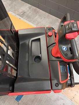 Chariot élévateur d'occasion LINDE L14 AP ELEKTRO HOCHHUBWAGENFAHRERSTAND (13032749)