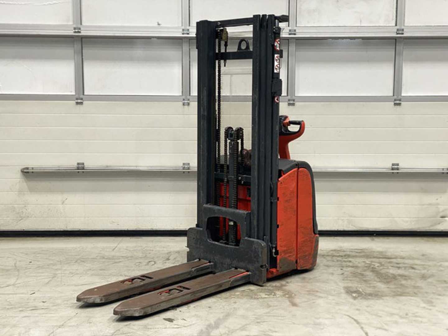 Chariot élévateur d'occasion LINDE L14 WEITERE HOCHHUBWAGENDEICHSEL (12995359)