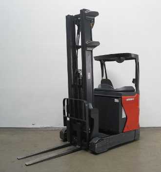 Chariot élévateur d'occasion LINDE R 10 B 1120 ELEKTRO SCHUBMASTSTAPLER (12969886)