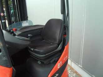 Chariot élévateur d'occasion LINDE R 14 - 01 ELEKTRO SCHUBMASTSTAPLER (13055887)