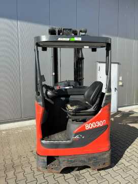 Chariot élévateur d'occasion LINDE R 14 G ELEKTRO SCHUBMASTSTAPLER (13066364)