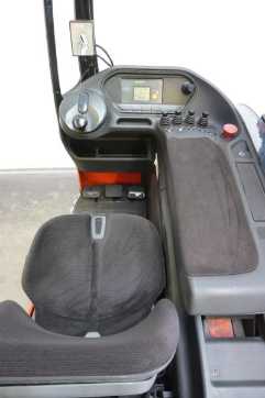 Chariot élévateur d'occasion LINDE R 16 1120 ELEKTRO SCHUBMASTSTAPLER (12986538)