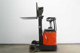 Chariot élévateur d'occasion LINDE R 16 G 1120 ELEKTRO SCHUBMASTSTAPLER (13051501)