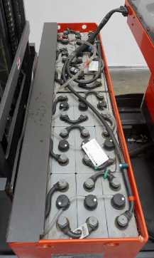 Chariot élévateur d'occasion LINDE R 25 F 8923 ELEKTRO VIERWEGESTAPLER (13064570)