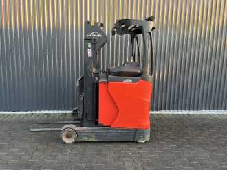 Chariot élévateur d'occasion LINDE R10N ELEKTRO SCHUBMASTSTAPLER (13012332)
