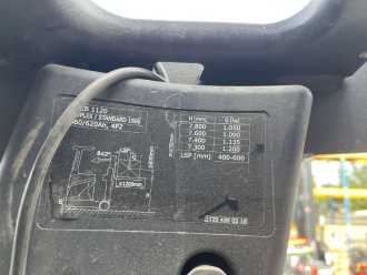 Chariot élévateur d'occasion LINDE R12B-01 WEITERE SCHUBMASTSTAPLER (13055148)