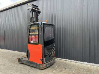 Chariot élévateur d'occasion LINDE R14-01 ELEKTRO SCHUBMASTSTAPLER (13065758)