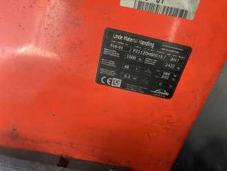 Chariot élévateur d'occasion LINDE R16-01 ELEKTRO SCHUBMASTSTAPLER (13044992)
