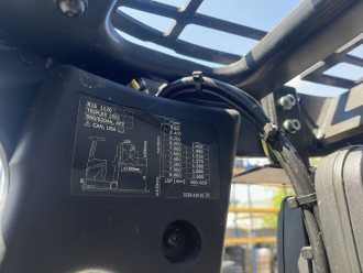 Chariot élévateur d'occasion LINDE R16-01 ELEKTRO SCHUBMASTSTAPLER (13044992)